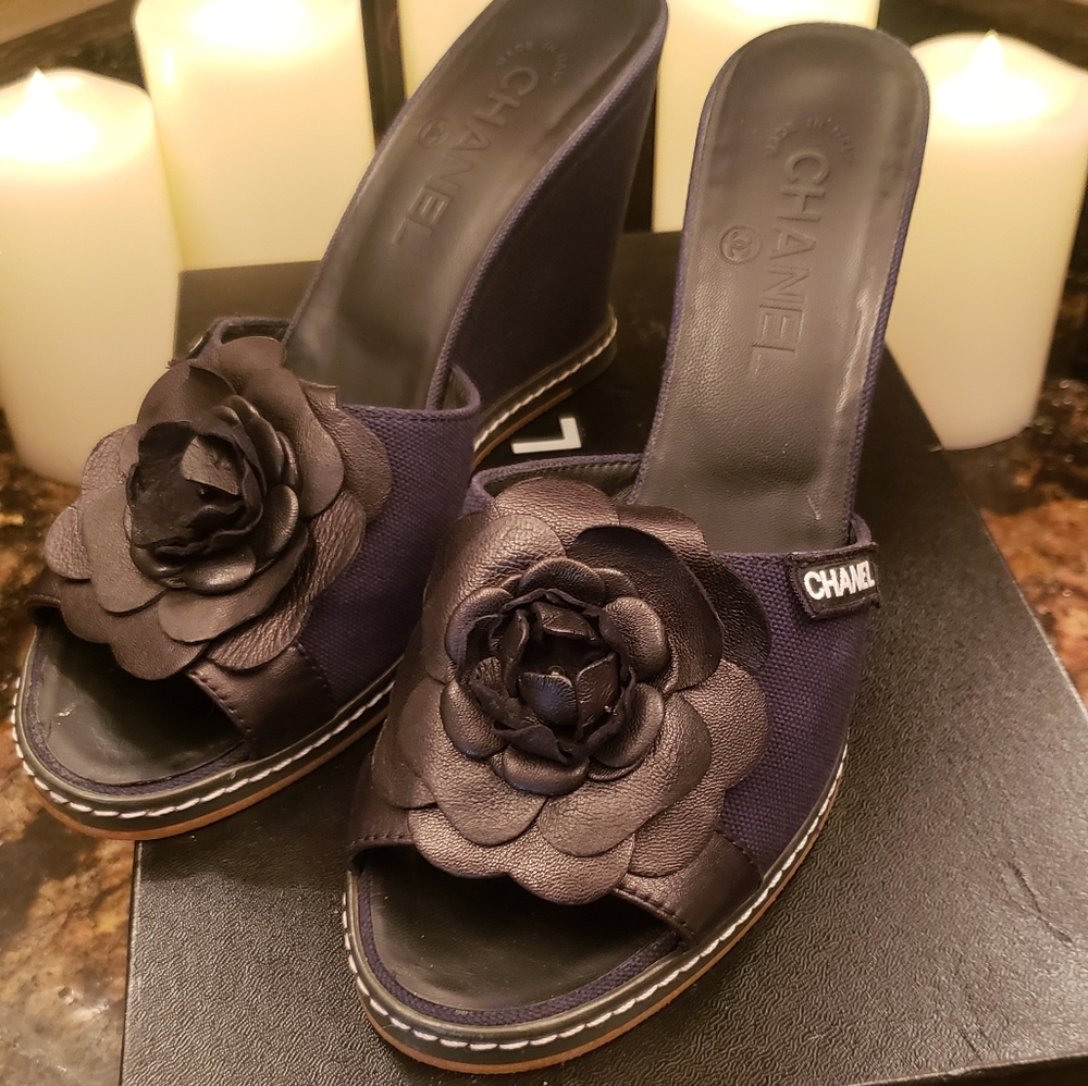 AUTHENTIC CHANEL WEDGE SANDALS